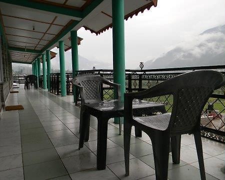 Hotel Him Parvat Manāli Eksteriør bilde